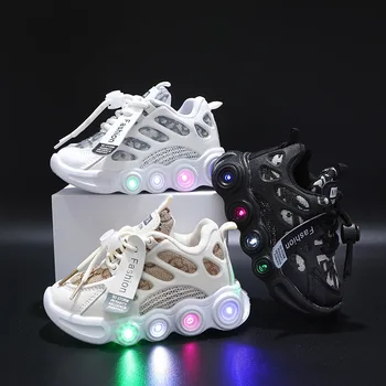 Детски LED обувки Момчета момичета Осветени маратонки Светещи дишащо осветление Светеща подметка Унисекс Случайни Четири сезона спортни обувки